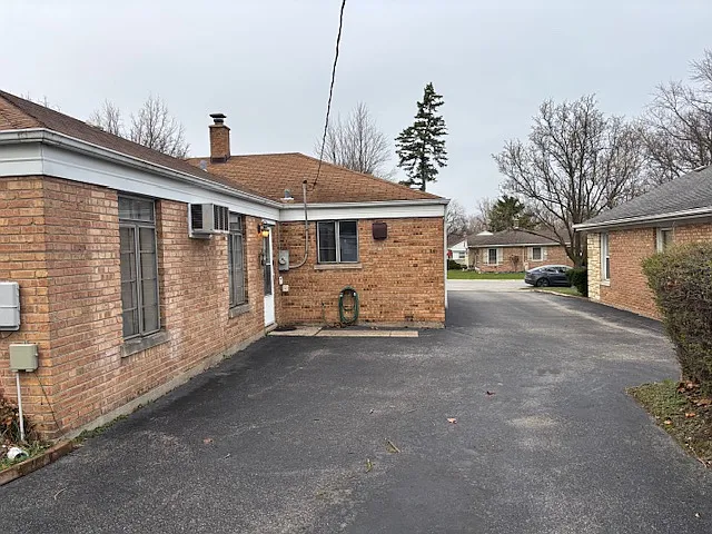 2223 Hawthorne Rd — Photo 30