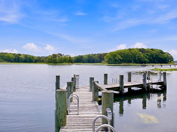 2nd image of 375 Baxters Neck Road
