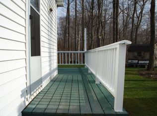 85 Oakes St, Bennington, VT 05201