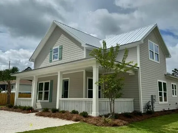 121 Village Dr, Saint Simons Island, GA 31522