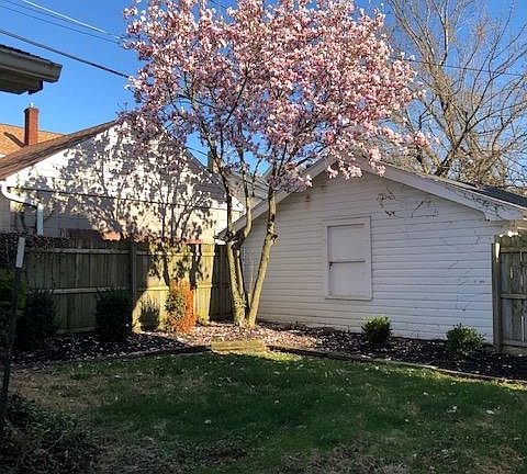 Fenced In Back Yard