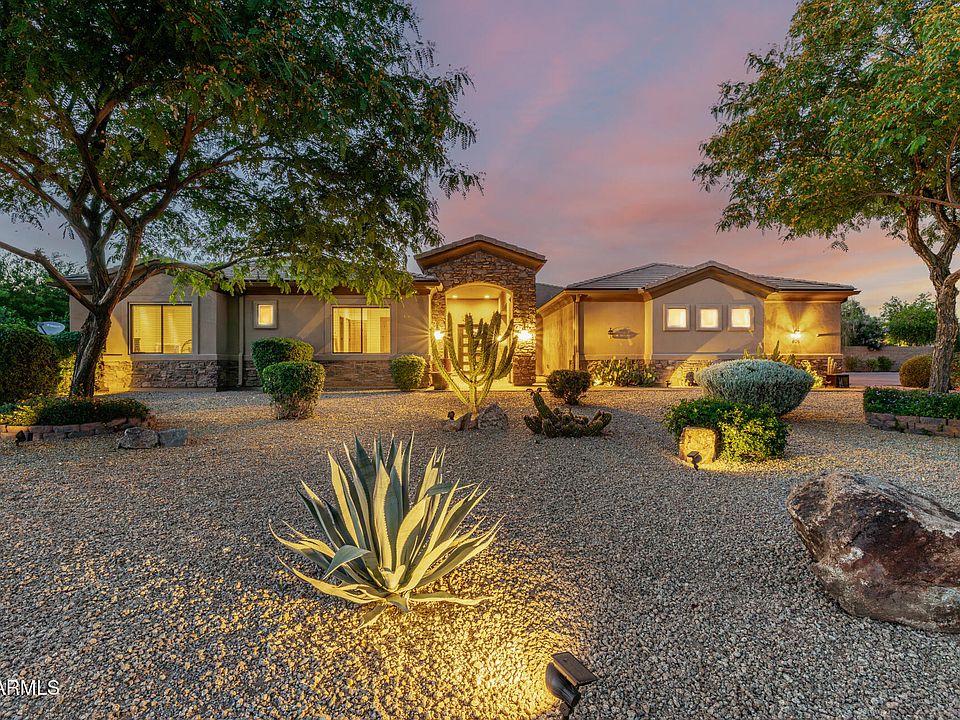 1st image of 806 W DESERT RANCH Road