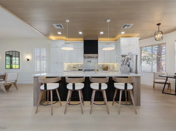 2725 Youngdale Dr, Las Vegas, NV 89134