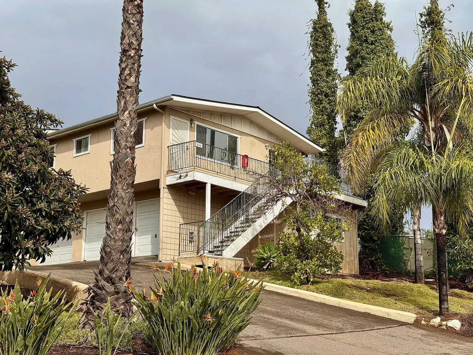 2 bed, 900 sqft, $2,850 — Photo 2