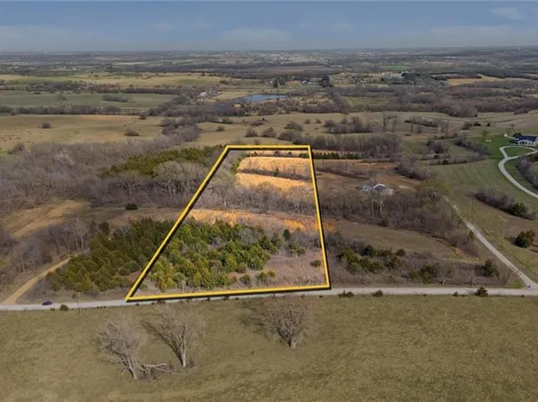 LOT 217th St, Tonganoxie, KS 66086