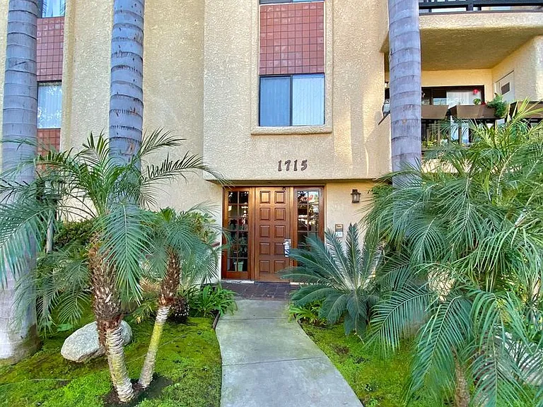 1715 Camden Ave. Los Angeles, CA 90025 — Photo 15