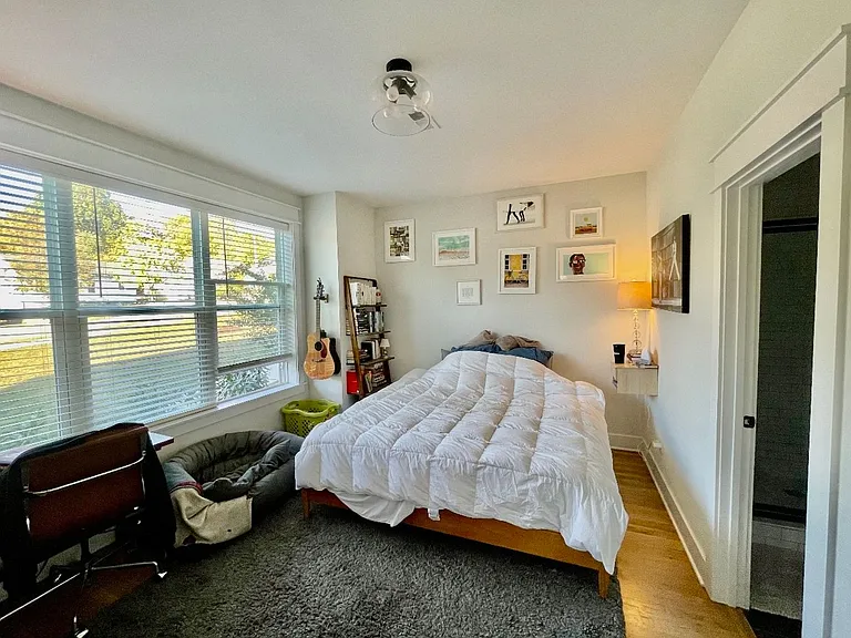 530 Edwin St #3 — Photo 5
