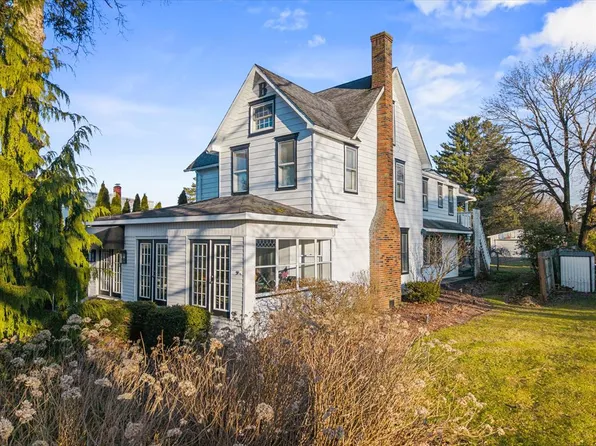 138 2nd St, Pleasantville, PA 16341