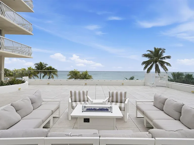 4020 Galt Ocean Dr #1406 — Photo 46