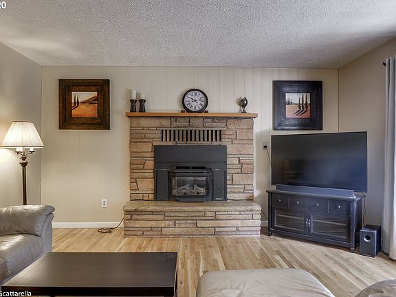 4th image of 15376 SE La Marquita Way