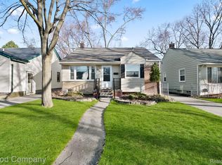 3322 Ravena Ave, Royal Oak, MI 48073