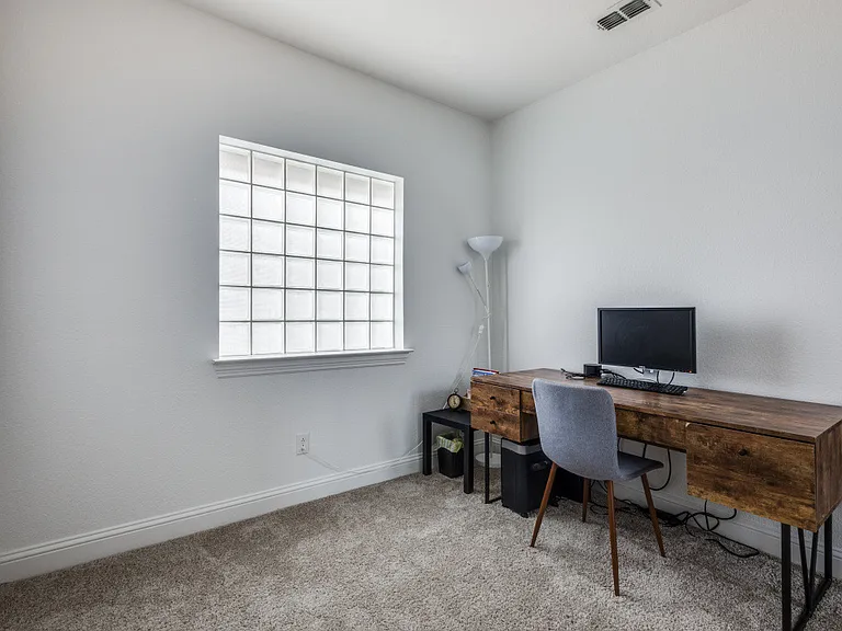 13225 Courtney Dr — Photo 20