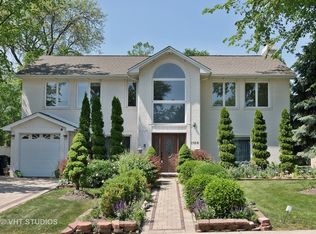 1106 Whitfield Rd, Northbrook, IL 60062