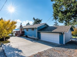 955 Diane Ave, Oak Harbor, WA 98277