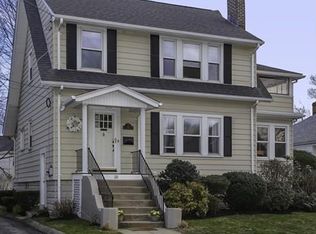 25 Ridgeway Rd, Medford, MA 02155