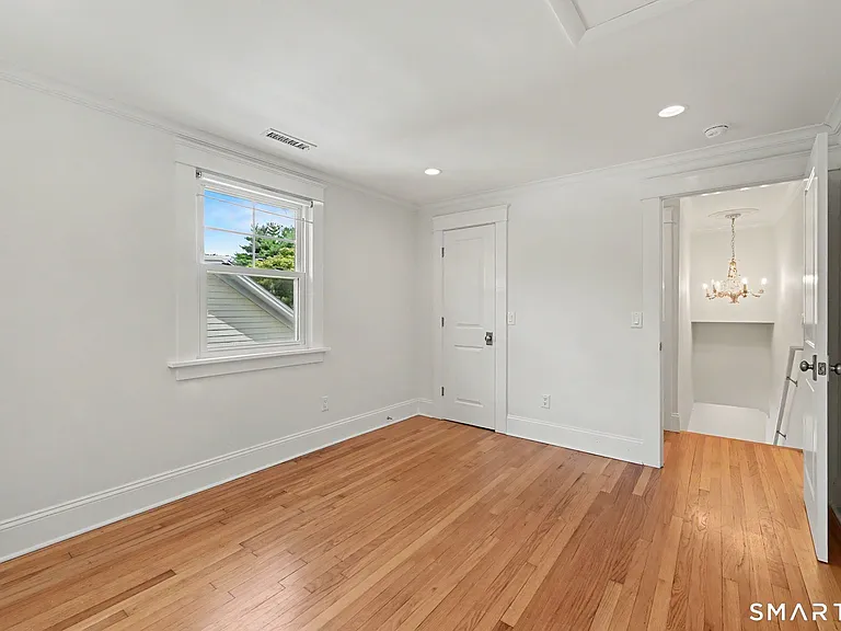 5 Oakland Ter — Photo 14