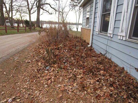 5th image of 34927 N Lake Shore Dr