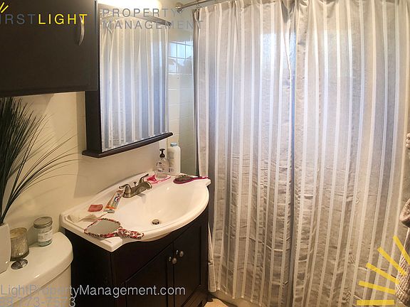 5th image of 1440 Lincoln Ave APT 14