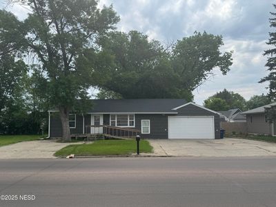 16 11th St NE, Watertown, SD, 57201