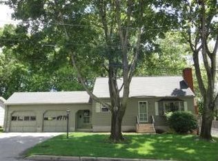 20 Lavista St, Manchester, NH 03103