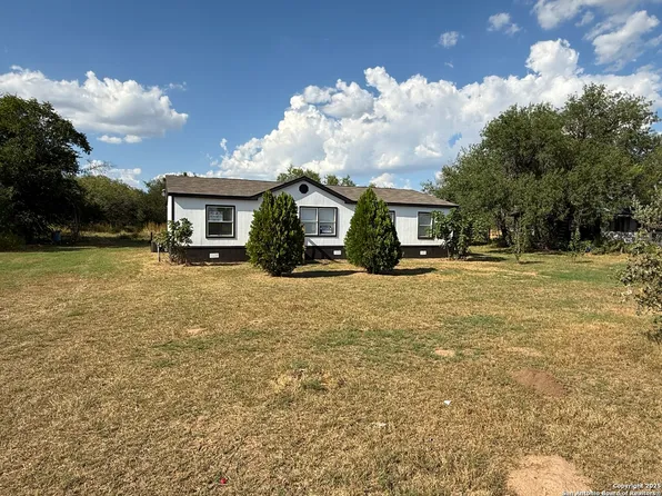 7481 dixon, Somerset, TX 78069