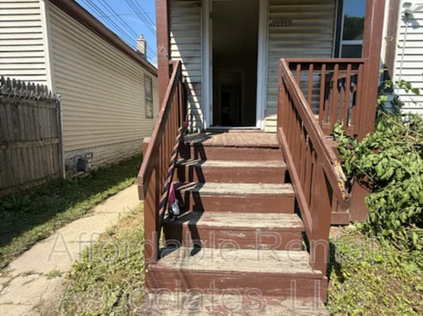1235A S 22nd St, Milwaukee, WI 53204