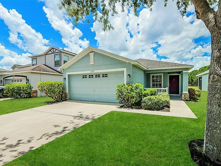 12505 Belcroft Dr — Photo 3