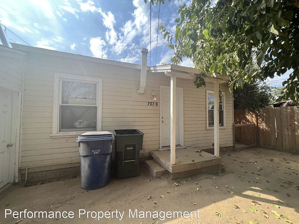 2nd image of 707 Woodrow Ave #B
