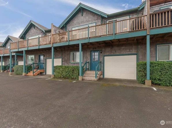 315 5th Street NW #105, Long Beach, WA 98631