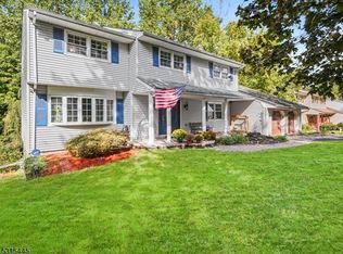 60 Cannonball Rd, Wanaque, NJ 07465