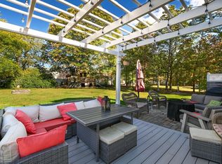 120 Snake Pond Rd, Sandwich, MA 02563