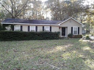 9825 Pineydale Ct, Semmes, AL 36575