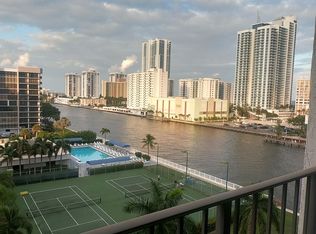400 Leslie Dr APT 817, Hallandale Beach, FL 33009