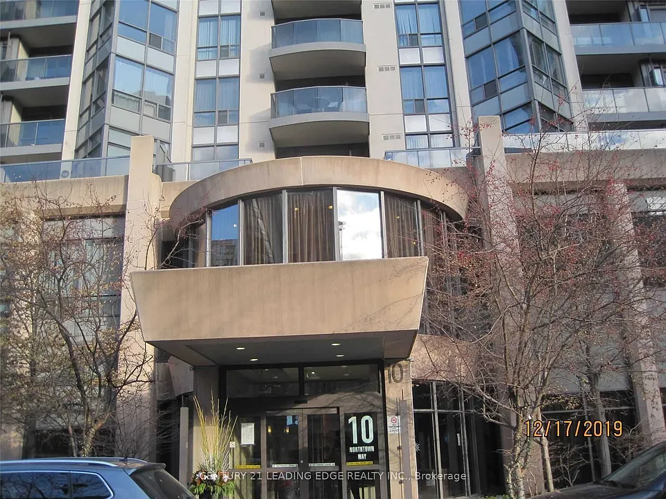 10 Northtown Way #511
