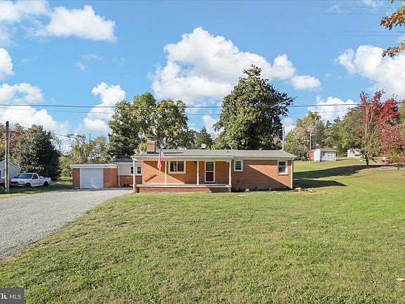 2nd image of 347 Forest Lane Rd