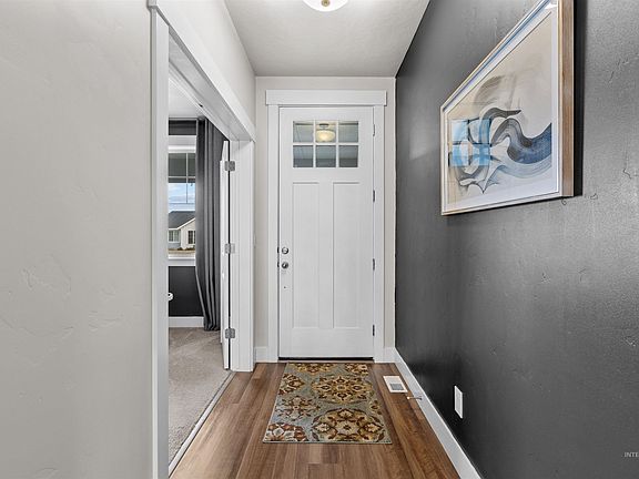 5th image of 2207 W Gelding St