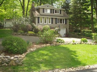 32 Black Rock Ter, Ringwood, NJ 07456