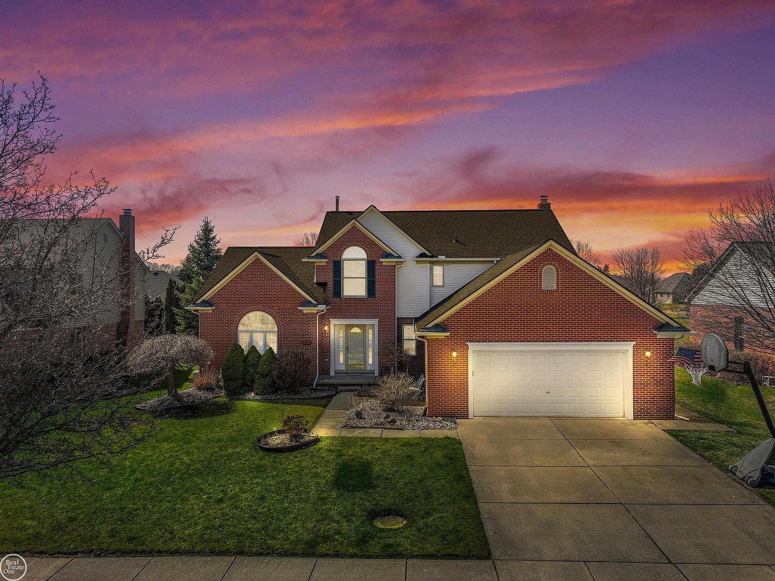 46481 Glen Eagle Dr, Shelby Township, MI 48315 Zillow