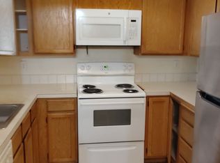 1302 BG Stone Court, Seattle, WA 98133