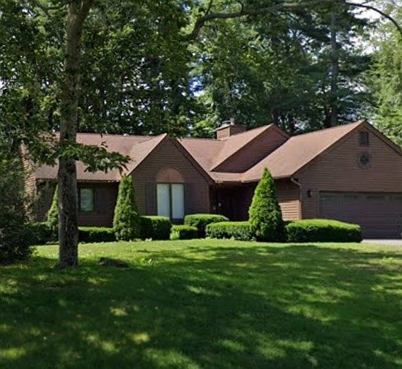 1st image of 122 Cottonwood Ln