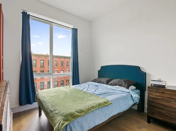 1325 Herkimer Street image 3 of 9