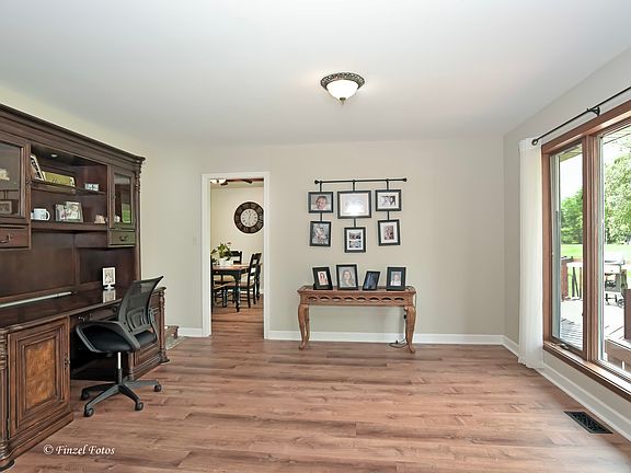 5th image of 37W390 Linda Ln