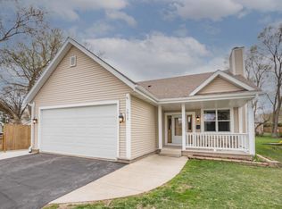 1012 N Grandview Blvd, Waukesha, WI 53188