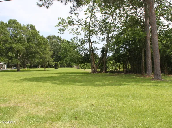 7207 Johnston St, Lafayette, LA 70503