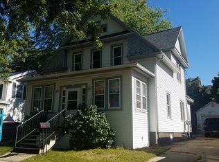 176 N Pearl St, Berlin, WI 54923