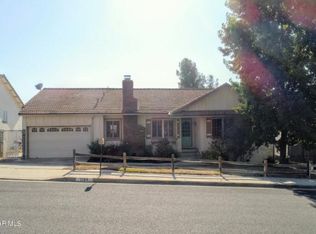 1194 Nonchalant Dr, Simi Valley, CA 93065