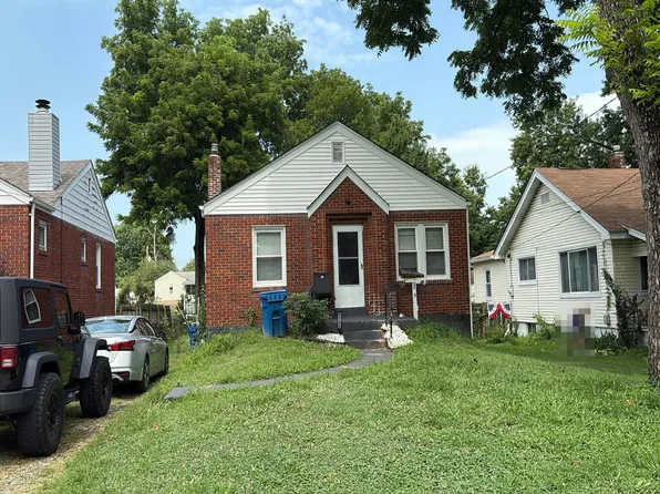 3735 Raymond Ave, Bridgeton, MO 63044