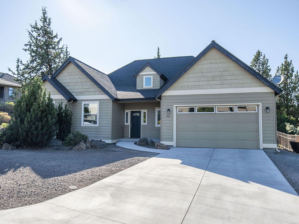 951 NE Paula Dr, Bend, OR 97701 | Zillow