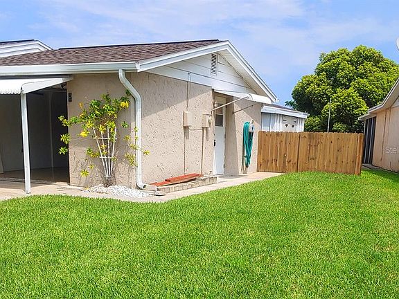 5th image of 2022 Norfolk Dr