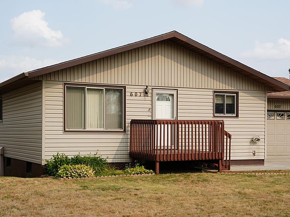 2nd image of 607 N 33rd St